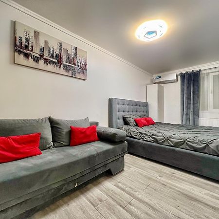 Luxor - Jacuzzi&Cozy Apartments Сибиу Екстериор снимка