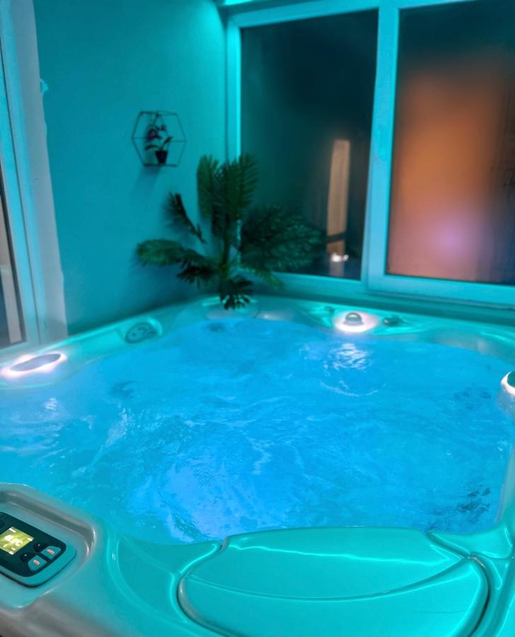 Luxor - Jacuzzi&Cozy Apartments Сибиу Екстериор снимка