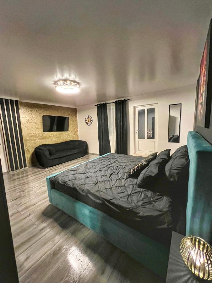 Luxor - Jacuzzi&Cozy Apartments Сибиу Екстериор снимка