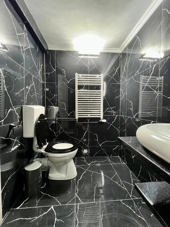 Luxor - Jacuzzi&Cozy Apartments Сибиу Екстериор снимка