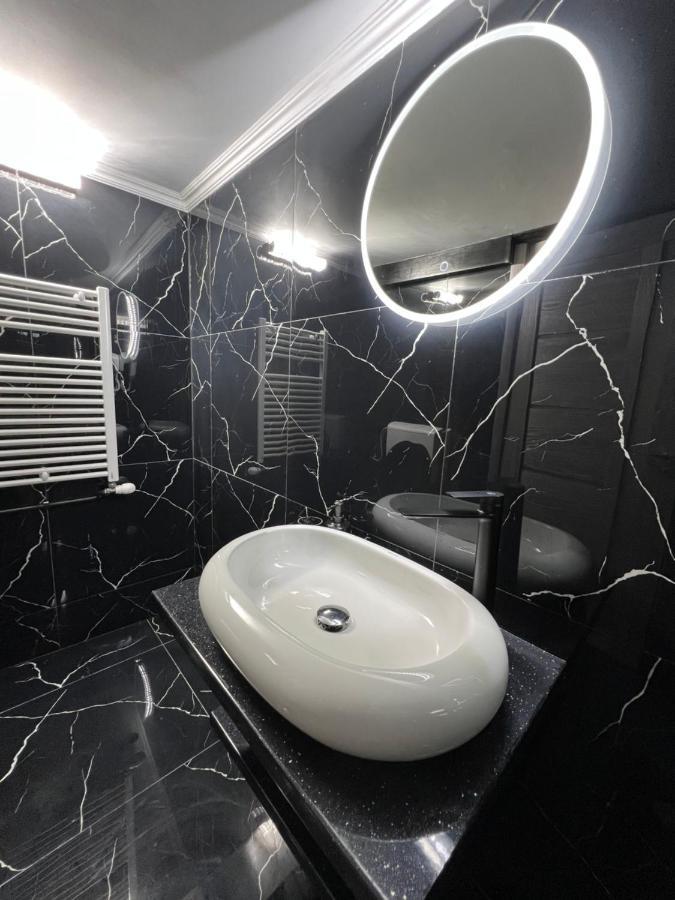 Luxor - Jacuzzi&Cozy Apartments Сибиу Екстериор снимка