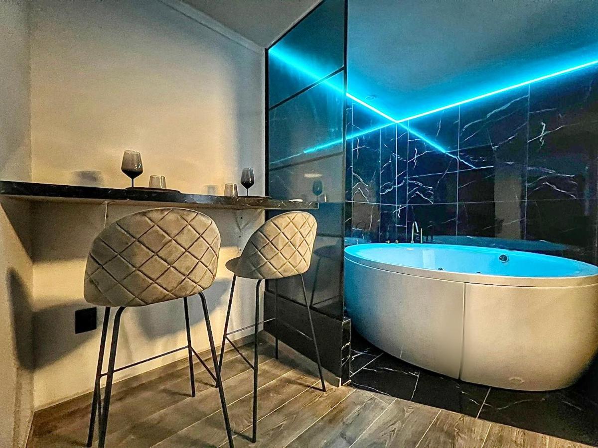 Luxor - Jacuzzi&Cozy Apartments Сибиу Екстериор снимка