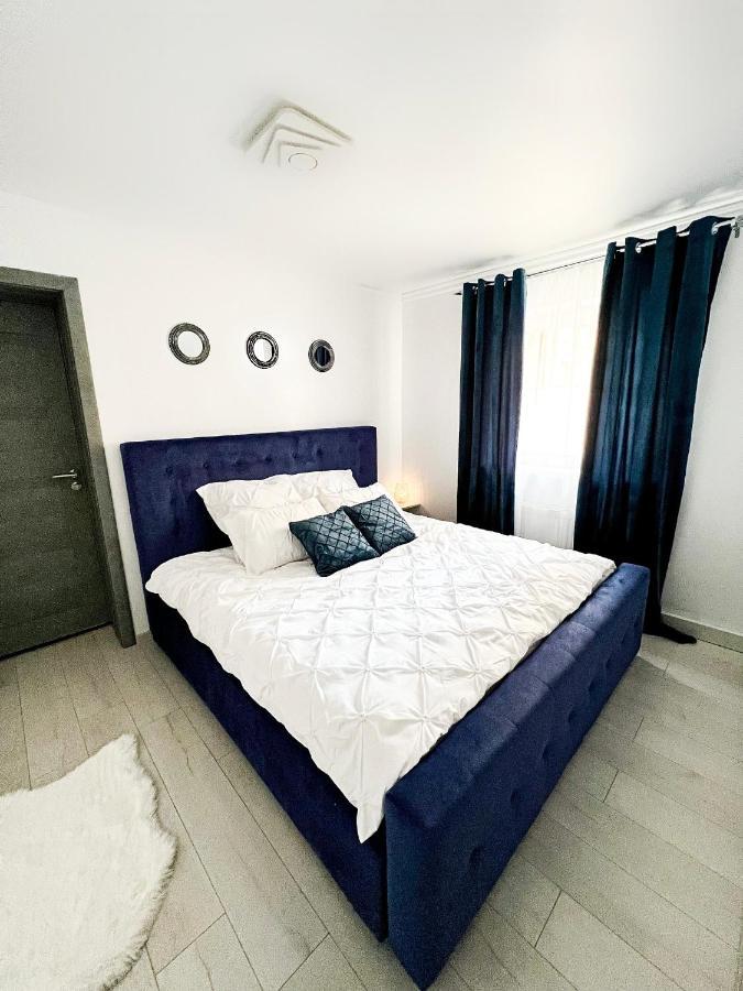 Luxor - Jacuzzi&Cozy Apartments Сибиу Екстериор снимка