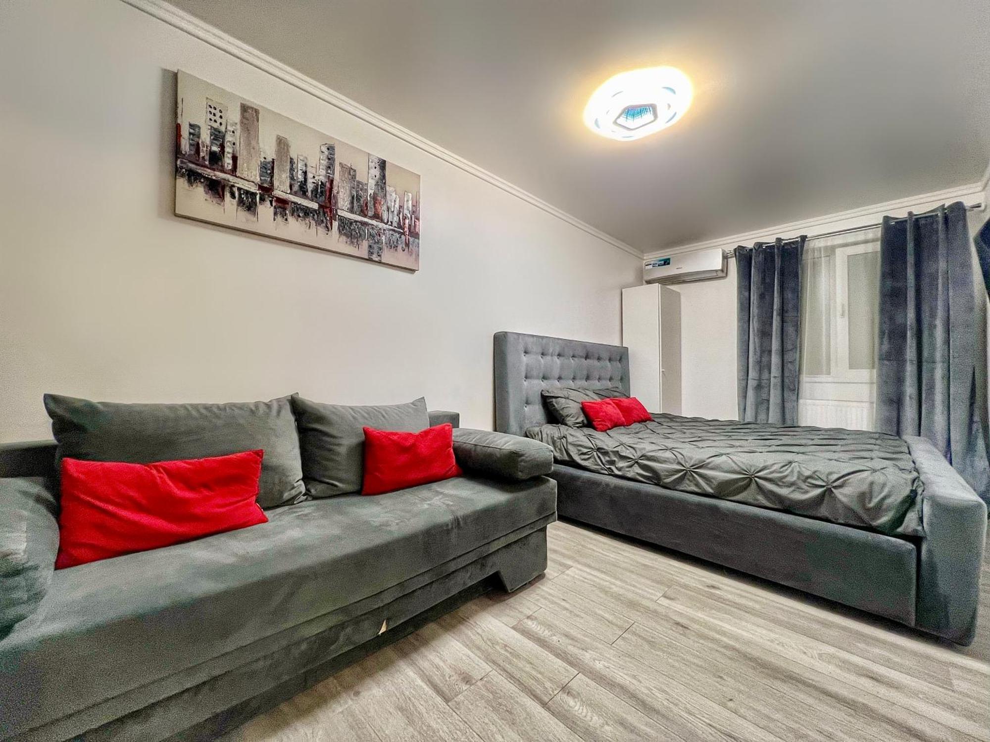 Luxor - Jacuzzi&Cozy Apartments Сибиу Екстериор снимка